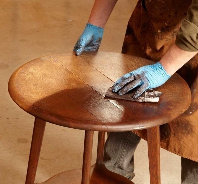 Восстановление лакового покрытия на мебели