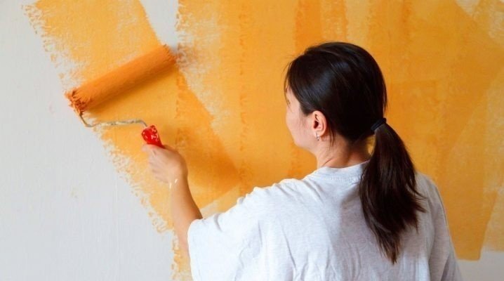 Окраска стен масляной краской