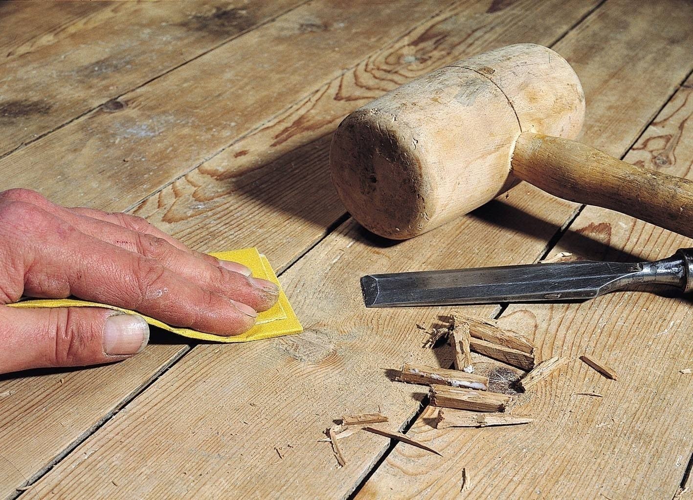 Чем заделать щели в деревянном полу между досками