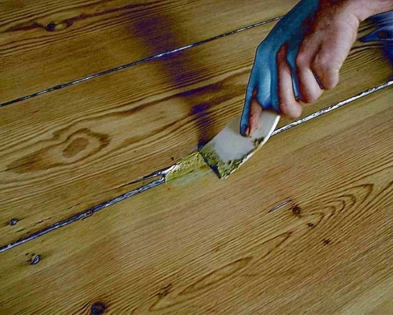 Шпатлевка для заделывания щелей в полу