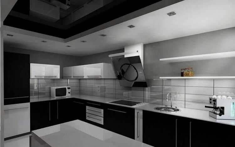 Кухня с черным потолком и белым полом