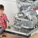 Что делать, если посудомоечная машина не сливает воду: распространенные причины и способы устранения поломки