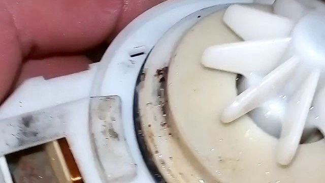 Ошибка Е24 в посудомойке Бош и горит краник