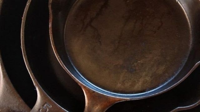 Как правильно прокалить сковороду перед первым применением