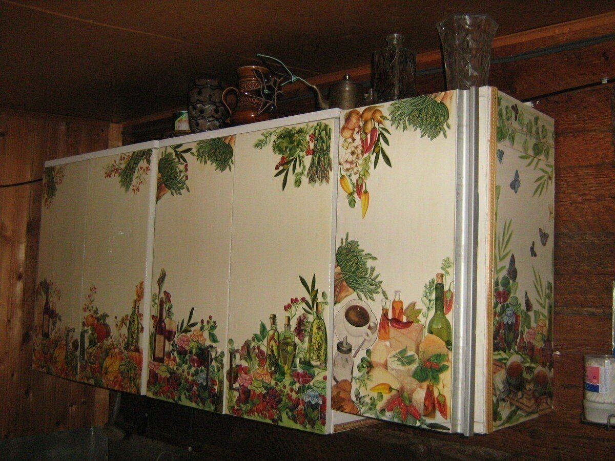 Декорировать старый кухонный шкаф
