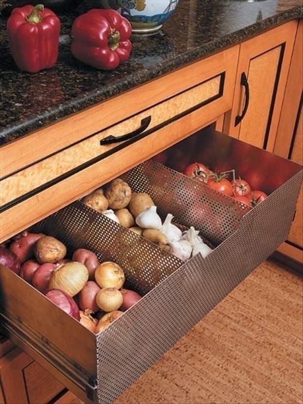 Оборудовать ящики для овощей на кухню
