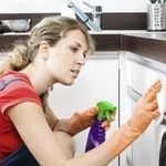 Способы удаления жира с мебели на кухне, чем отмыть
