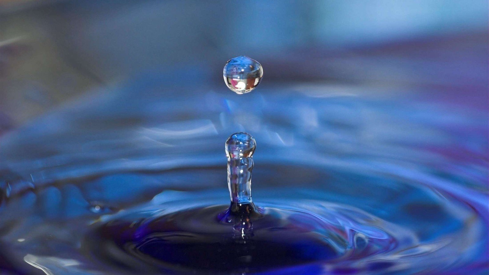 Негазированная артезианская вода