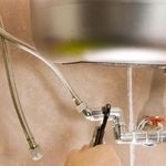 Шланг для смесителя: жесткая медная подводка для воды в ванной, размеры 1
